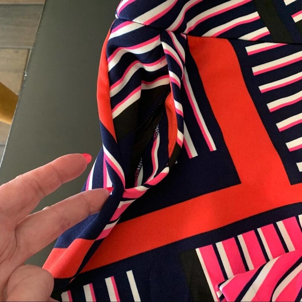 Express Red Multicolored Geometric Design Shorts … - image 7